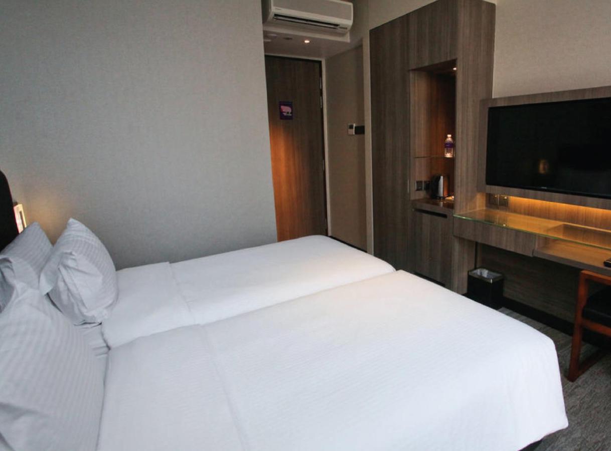 Amrise Hotel Kitchener สิงคโปร์ ภายนอก รูปภาพ