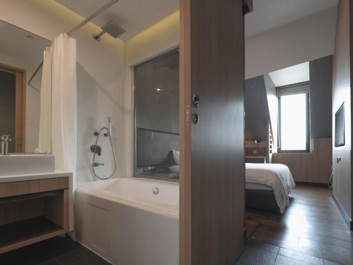 Amrise Hotel Kitchener สิงคโปร์ ภายนอก รูปภาพ