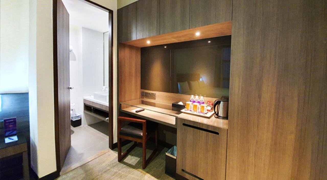 Amrise Hotel Kitchener สิงคโปร์ ภายนอก รูปภาพ