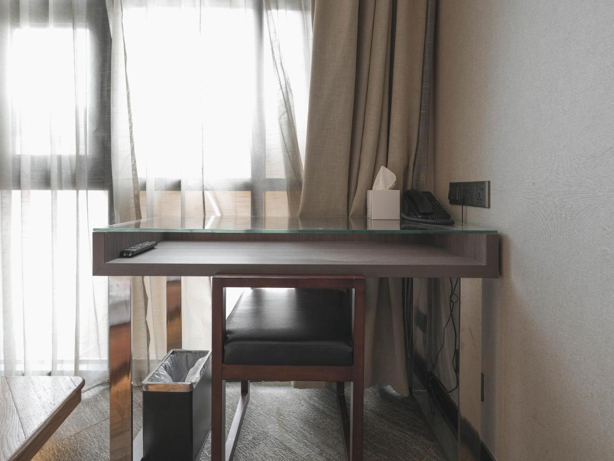 Amrise Hotel Kitchener สิงคโปร์ ภายนอก รูปภาพ