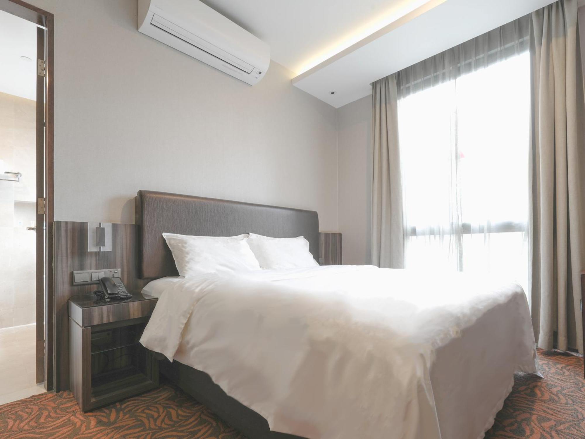 Amrise Hotel Kitchener สิงคโปร์ ภายนอก รูปภาพ